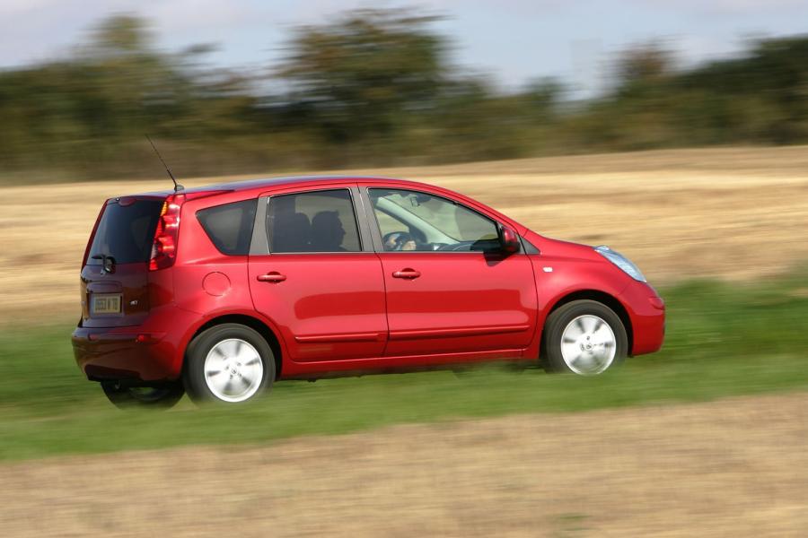  Nissan Note 2009 года  (фото 33 из 78)